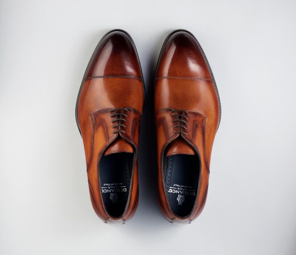 (product) Bergamo Oxford in Burnished Marmo Brown, Top view of the pair