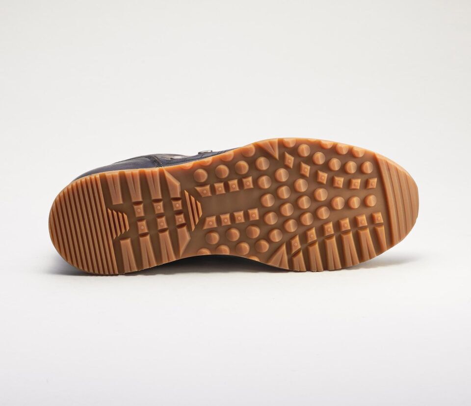 (product) Daytona Laser Fumo Dress Sneaker, Sole view
