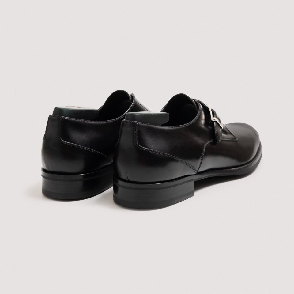 (product) Faustus Monk Strap Nero, Back view of the pair
