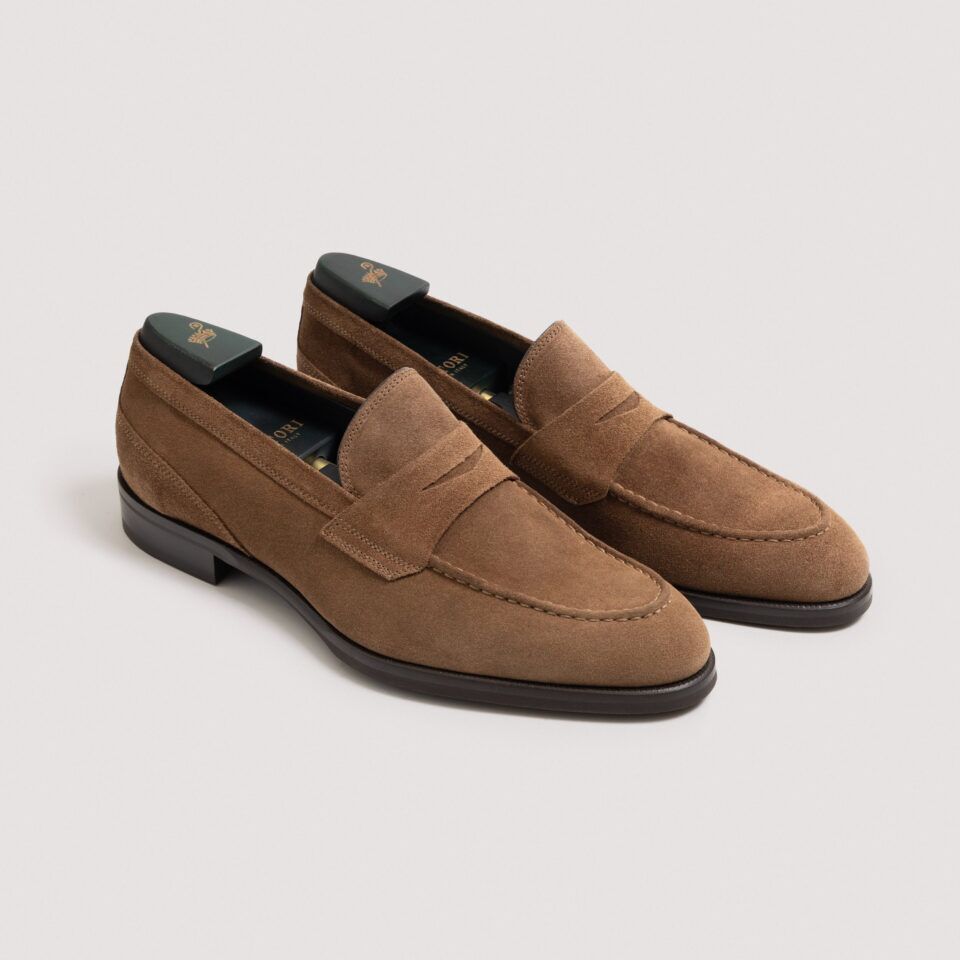 (product) Theodore Loafer Suede Farro, front pair view