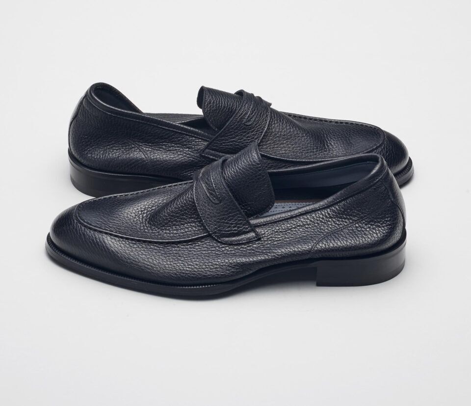 (product) Brera Cervo Nero Loafer, Side view